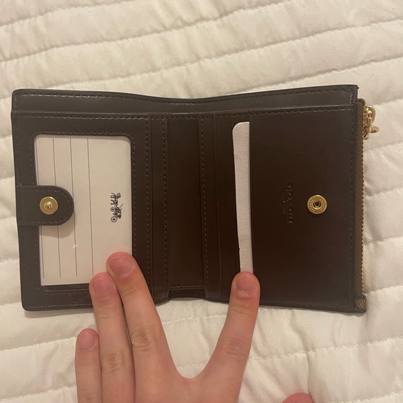 Coach Wallet - Picture 3 of 4
